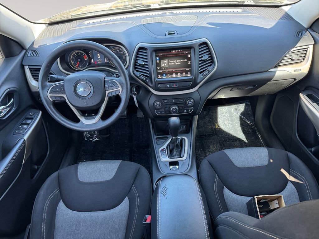 Used 2018 Jeep Cherokee Latitude image 10