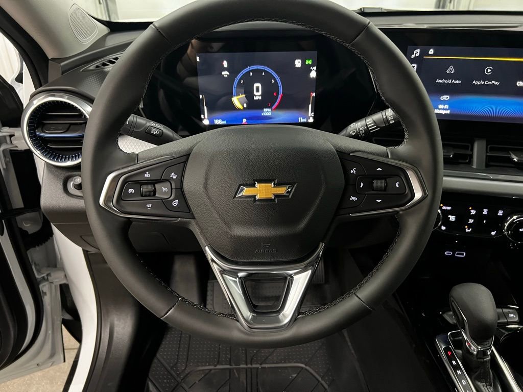 New 2026 Chevrolet Trax LT image 16