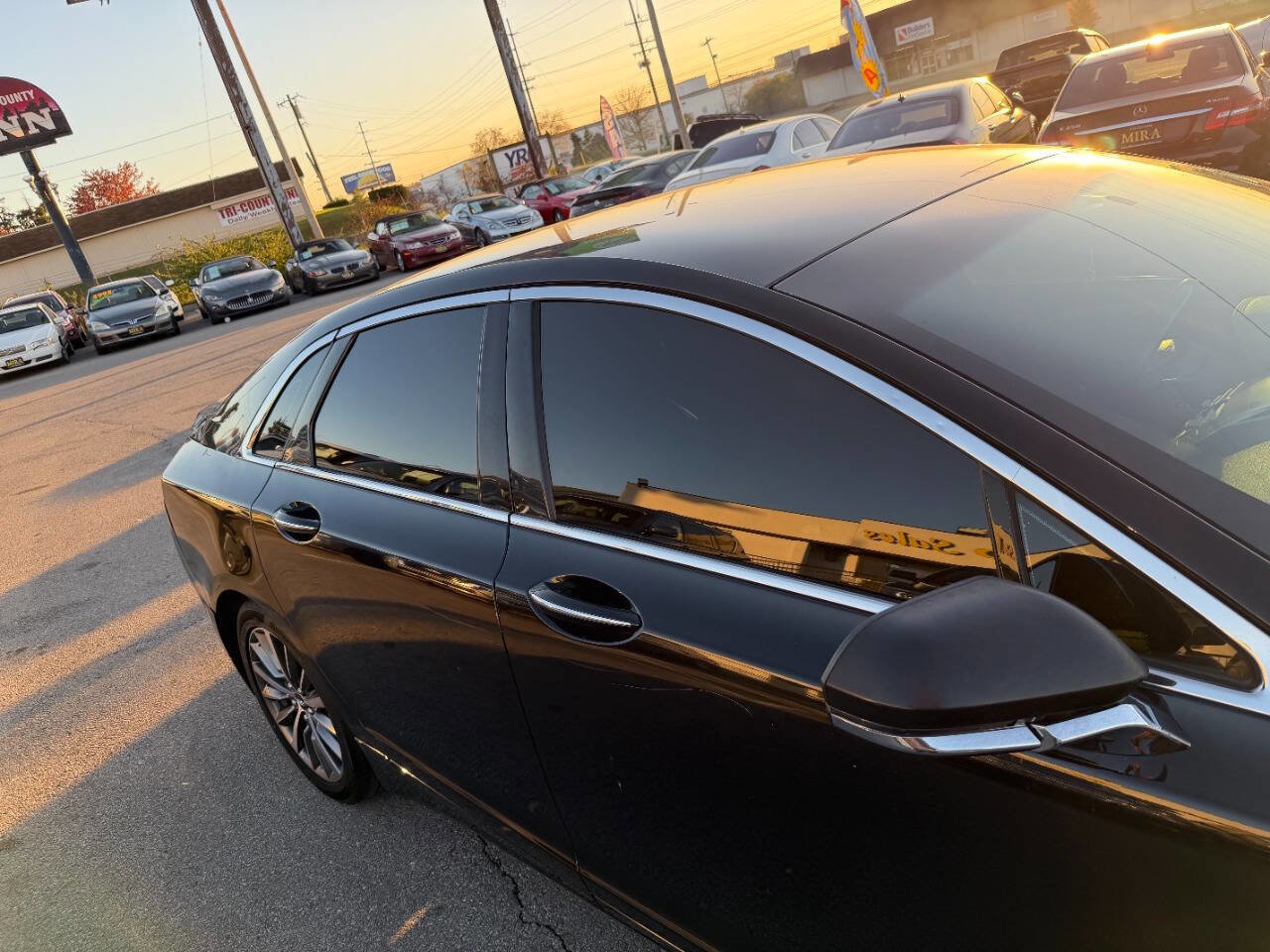 Used 2017 Lincoln MKZ Premiere image 37