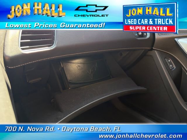 Used 2016 Chevrolet Corvette Z06 w/ 3LZ Preferred Equipment Group image 28