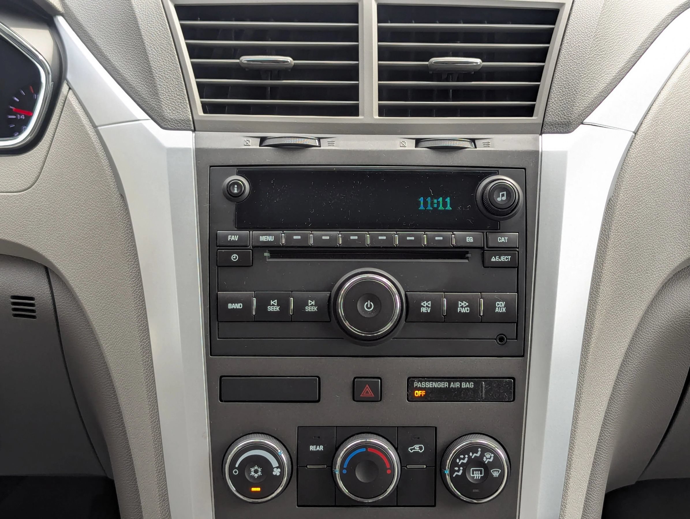 Used 2011 Chevrolet Traverse LS FWD image 15