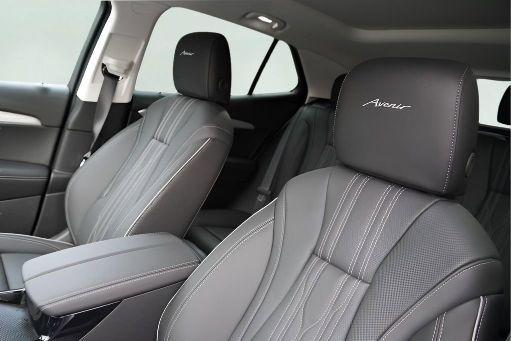 New 2026 Buick Envision Avenir image 11