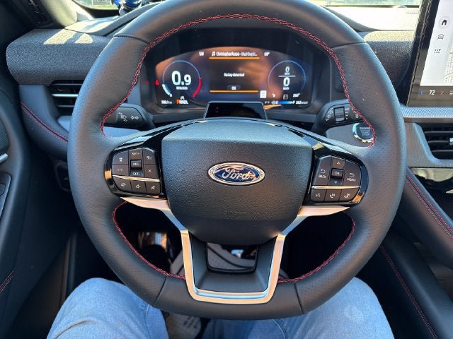 New 2026 Ford Explorer ST-Line w/ ST-Line Street Pack AWD/4WD image 15