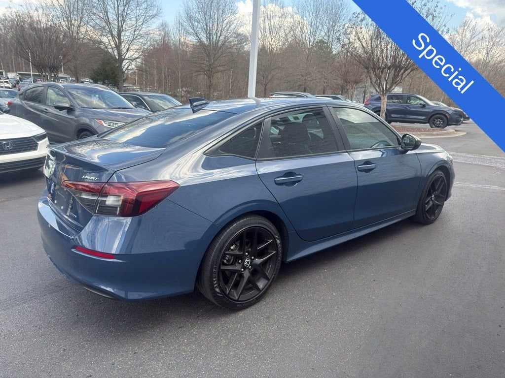 Used 2025 Honda Civic Sport image 6