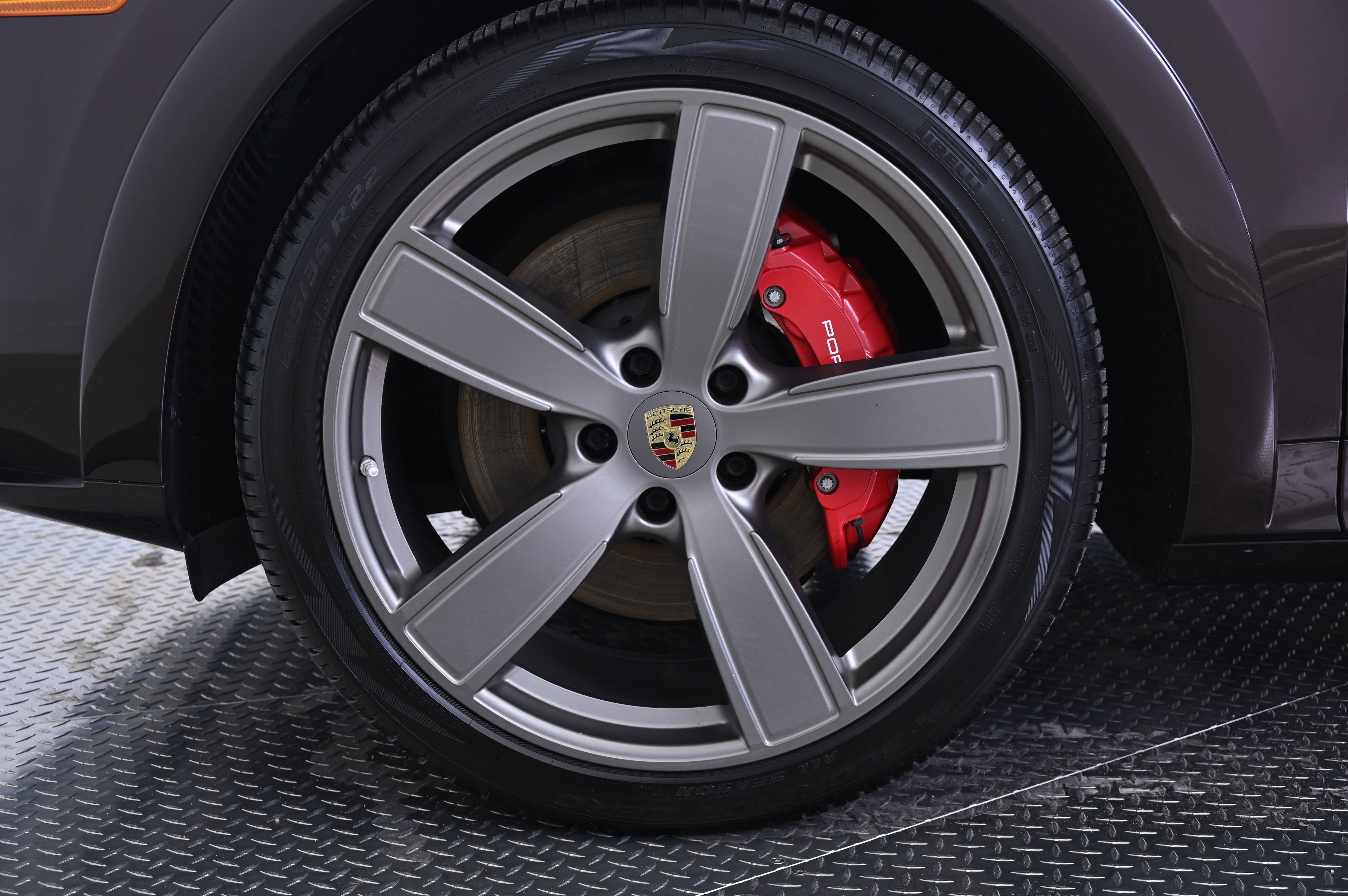 Used 2022 Porsche Cayenne GTS image 11