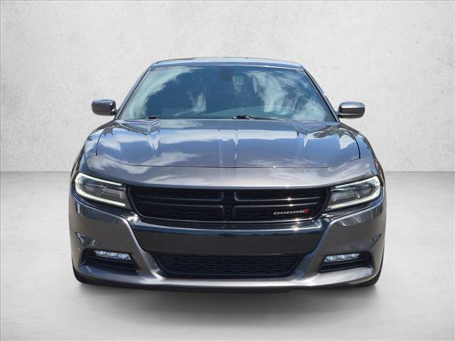Used 2017 Dodge Charger R/T w/ Plus Group RWD image 2