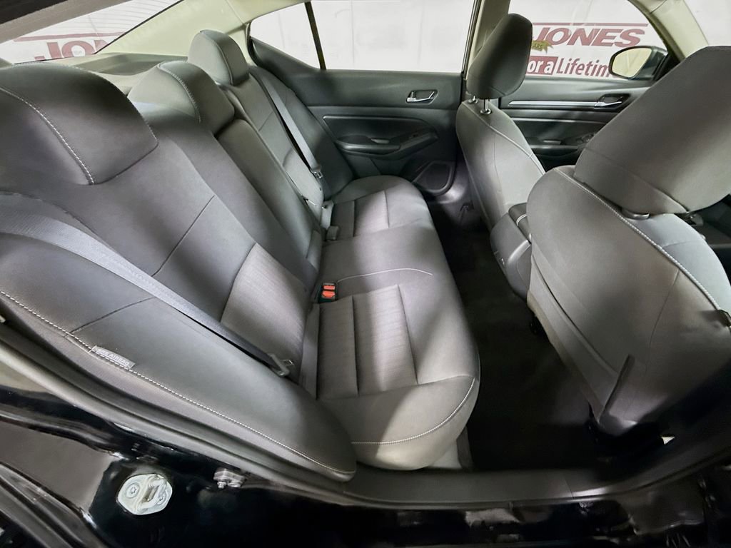 Used 2022 Nissan Altima 2.5 SV image 27