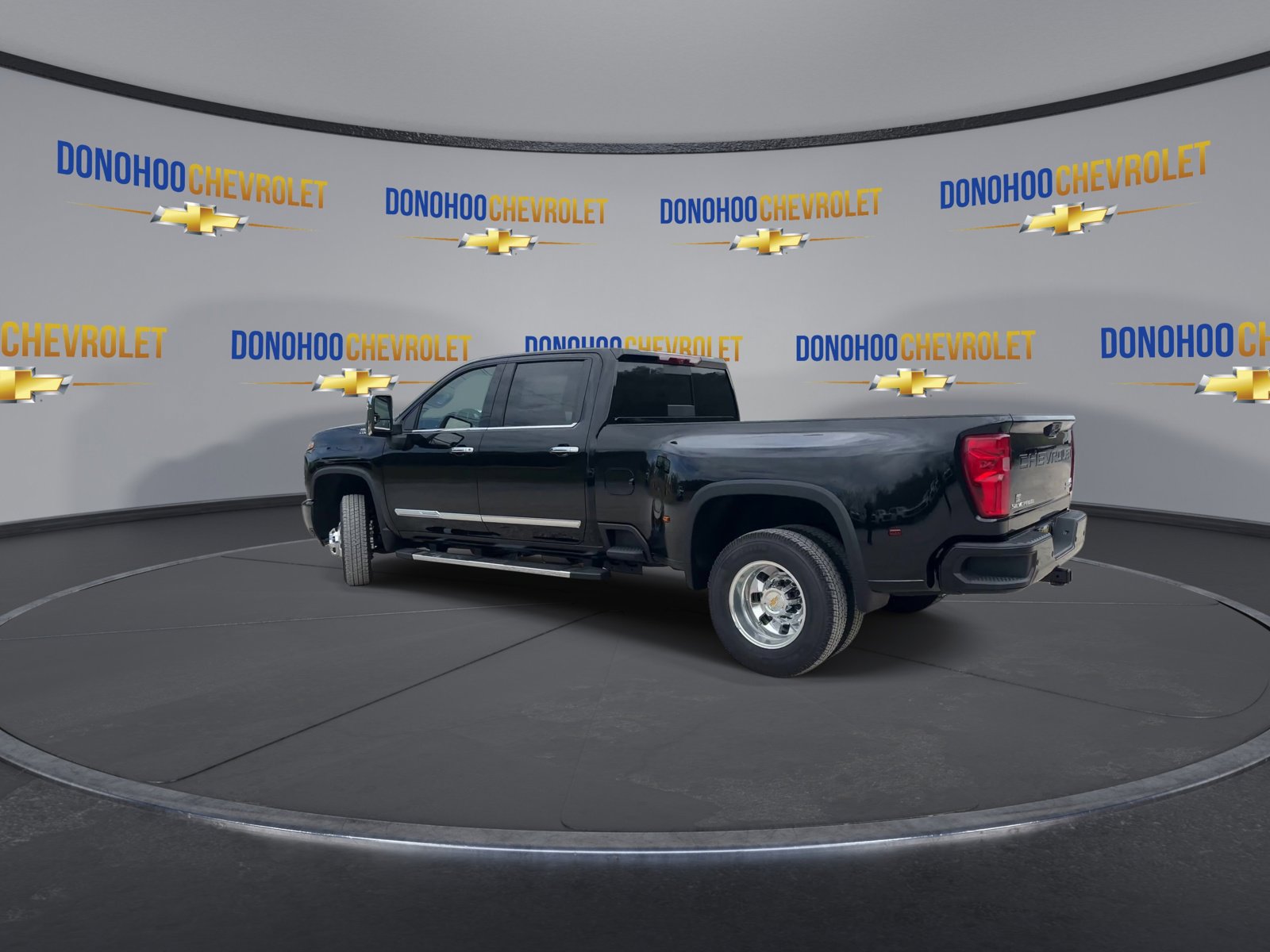 New 2026 Chevrolet Silverado 3500 High Country image 6