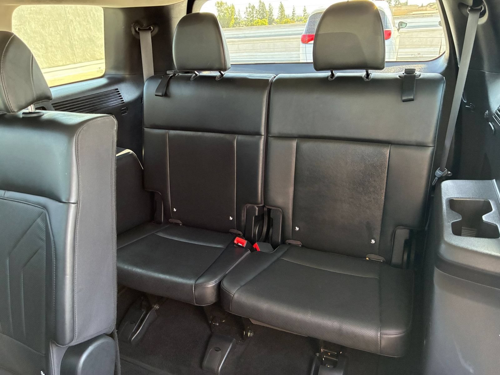 Used 2025 Hyundai Santa Fe SEL FWD image 25