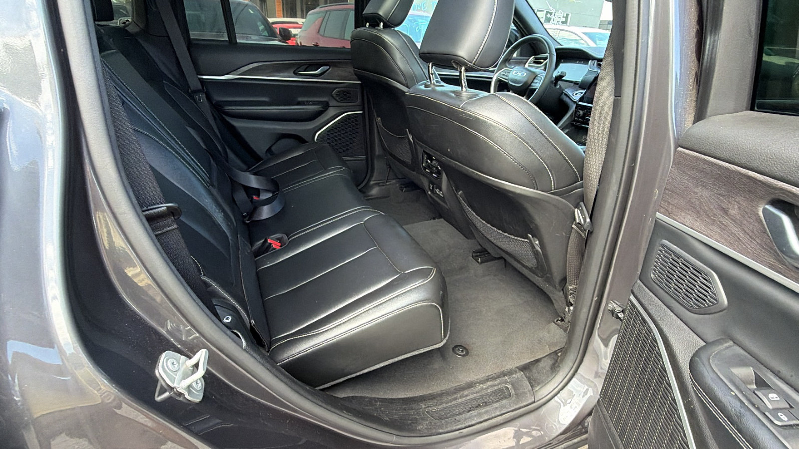 Used 2024 Jeep Grand Cherokee Limited 4xe AWD/4WD image 22