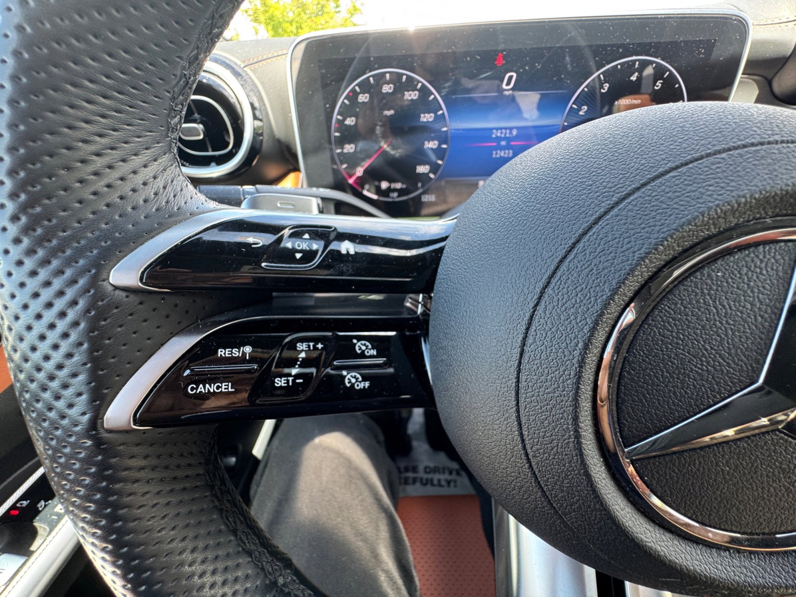 Certified 2024 Mercedes-Benz GLC 300 4MATIC image 30