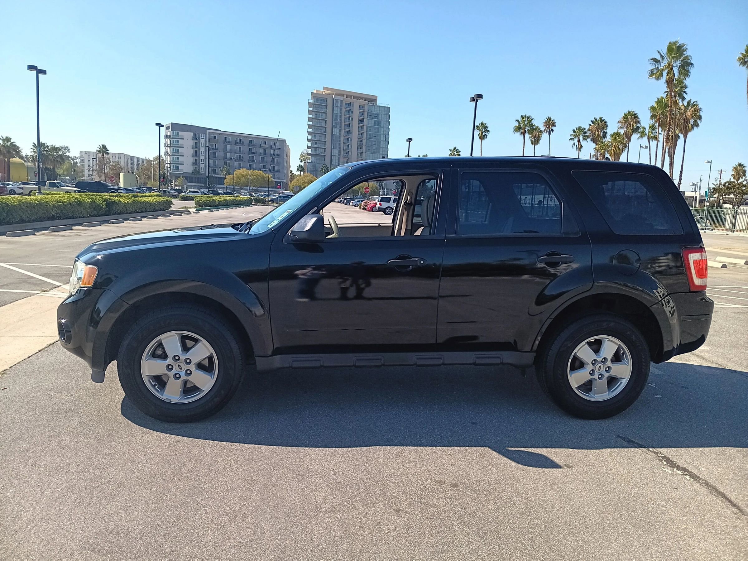 Used 2012 Ford Escape XLS image 5