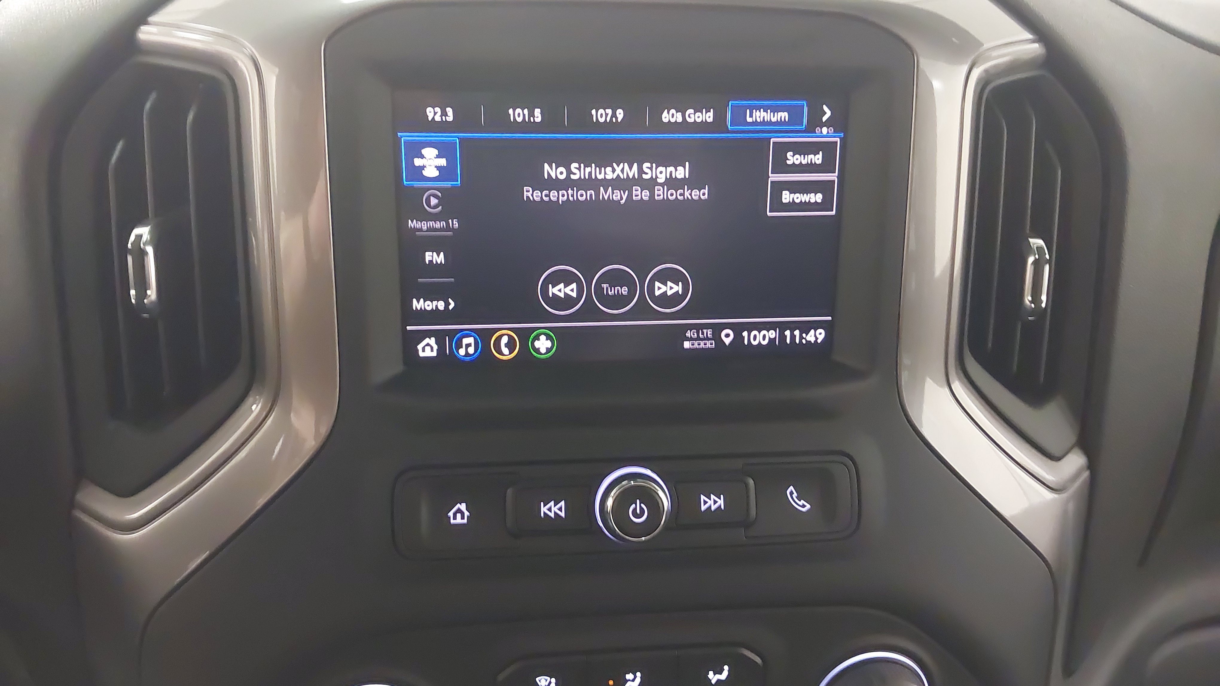 Used 2024 Chevrolet Silverado 2500 Custom w/ Custom Convenience Package AWD/4WD image 20