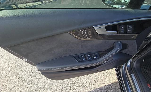 Used 2023 Audi S4 Premium Plus AWD/4WD image 7