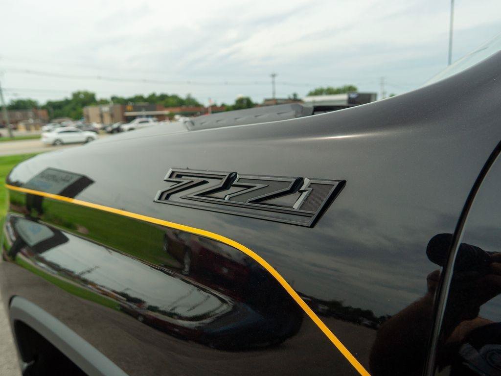 Used 2021 Chevrolet Silverado 2500 LTZ w/ Carhartt Edition AWD/4WD image 8
