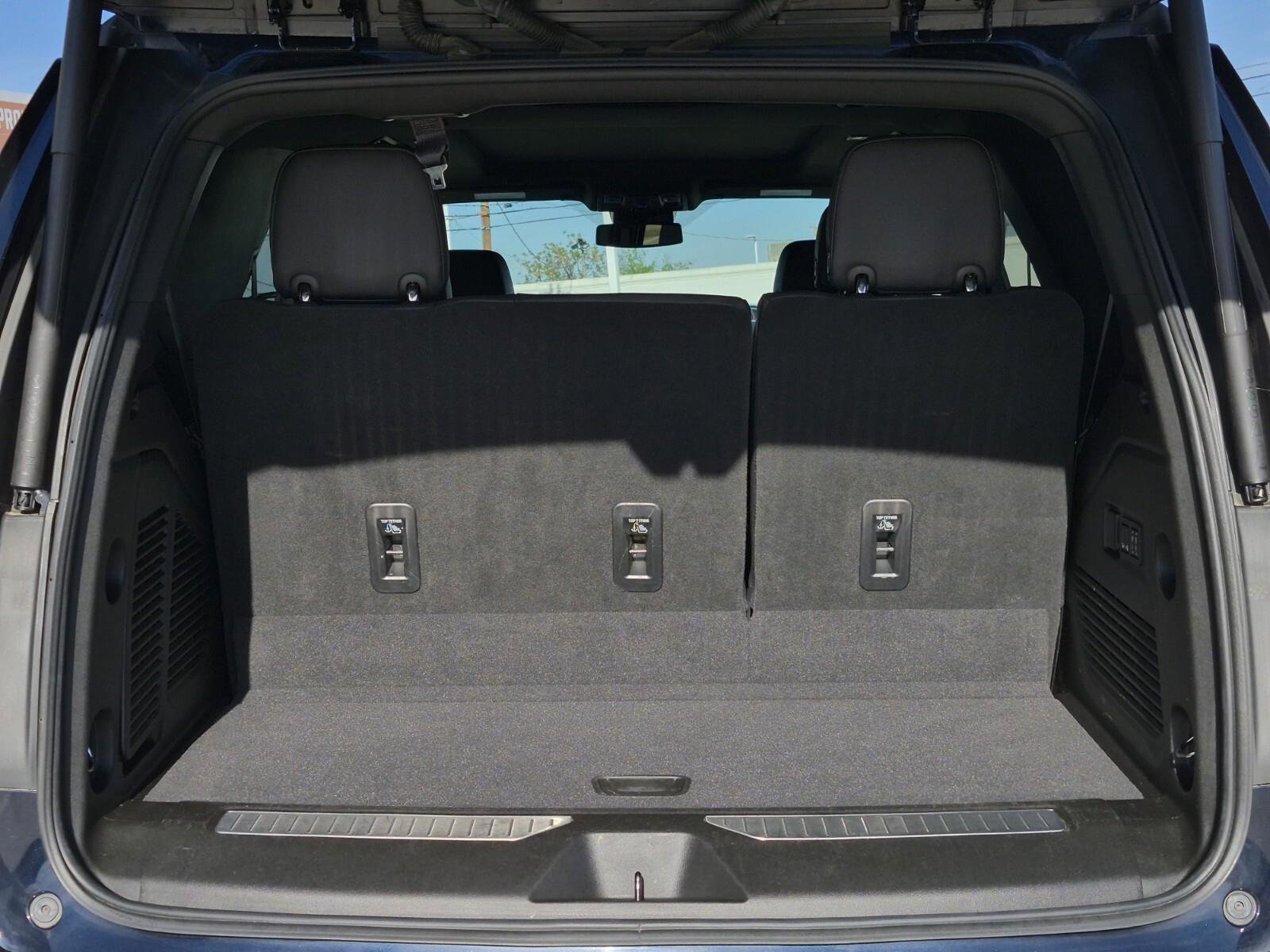 Used 2023 Chevrolet Tahoe Z71 w/ Luxury Package image 8