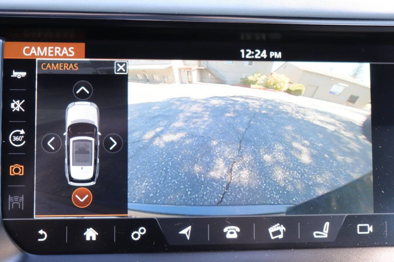 Used 2017 Land Rover Range Rover HSE AWD/4WD image 31