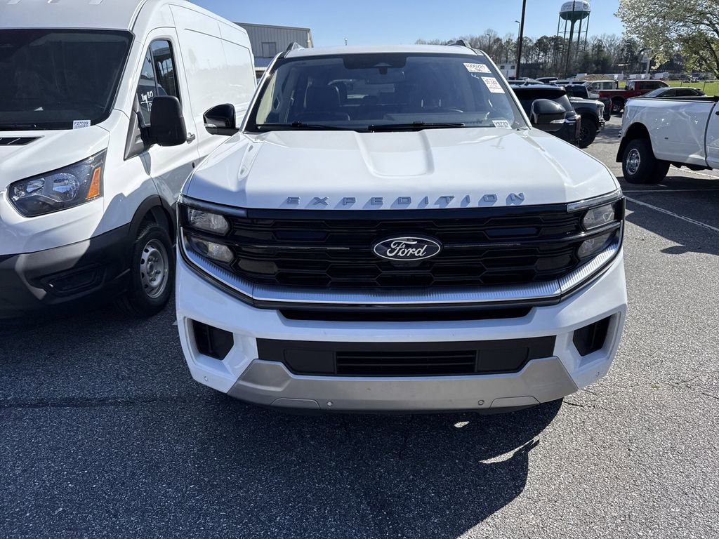 Used 2025 Ford Expedition Max Platinum image 4