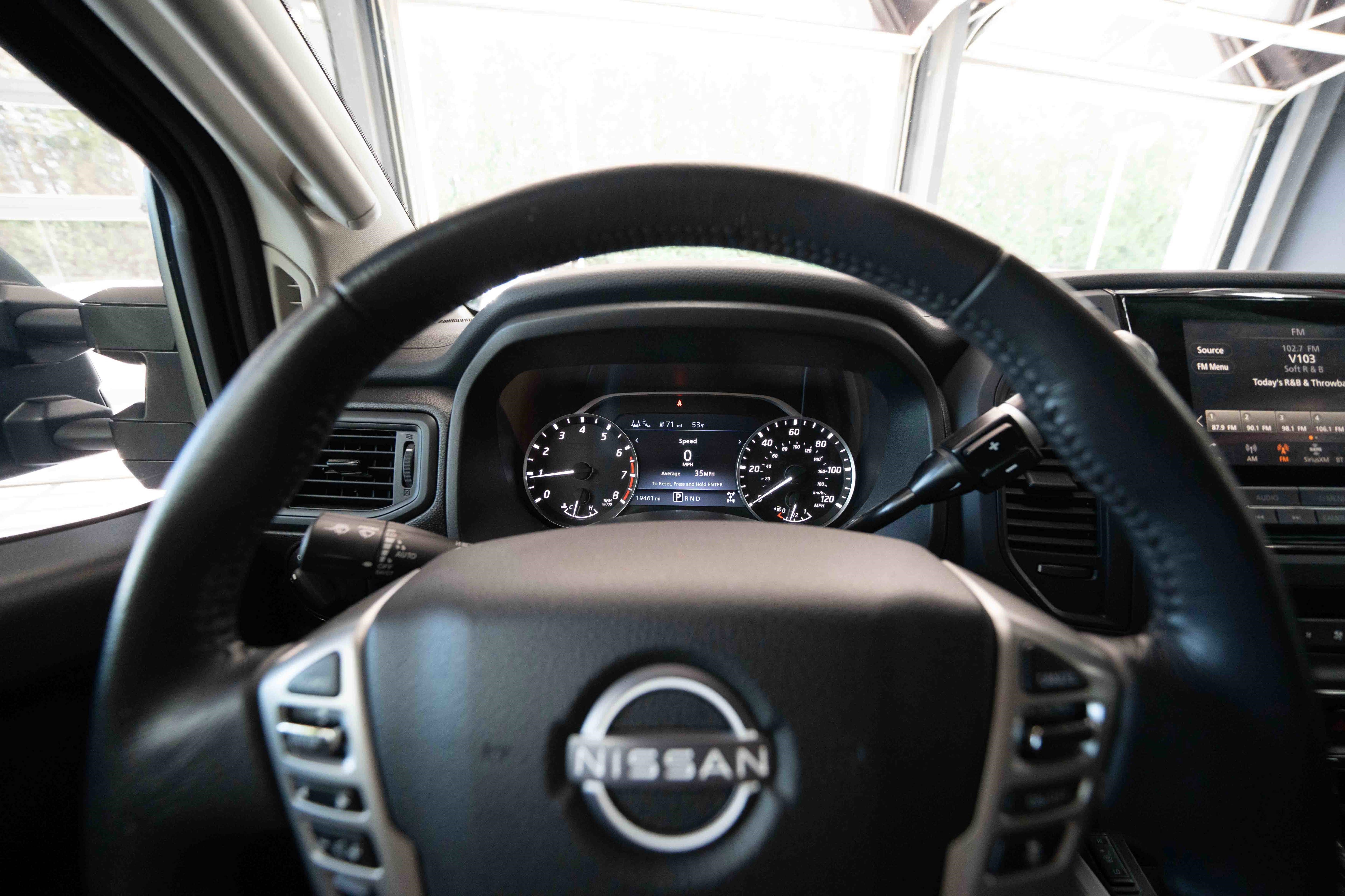 Used 2024 Nissan Titan SV w/ SV Convenience Package AWD/4WD image 15