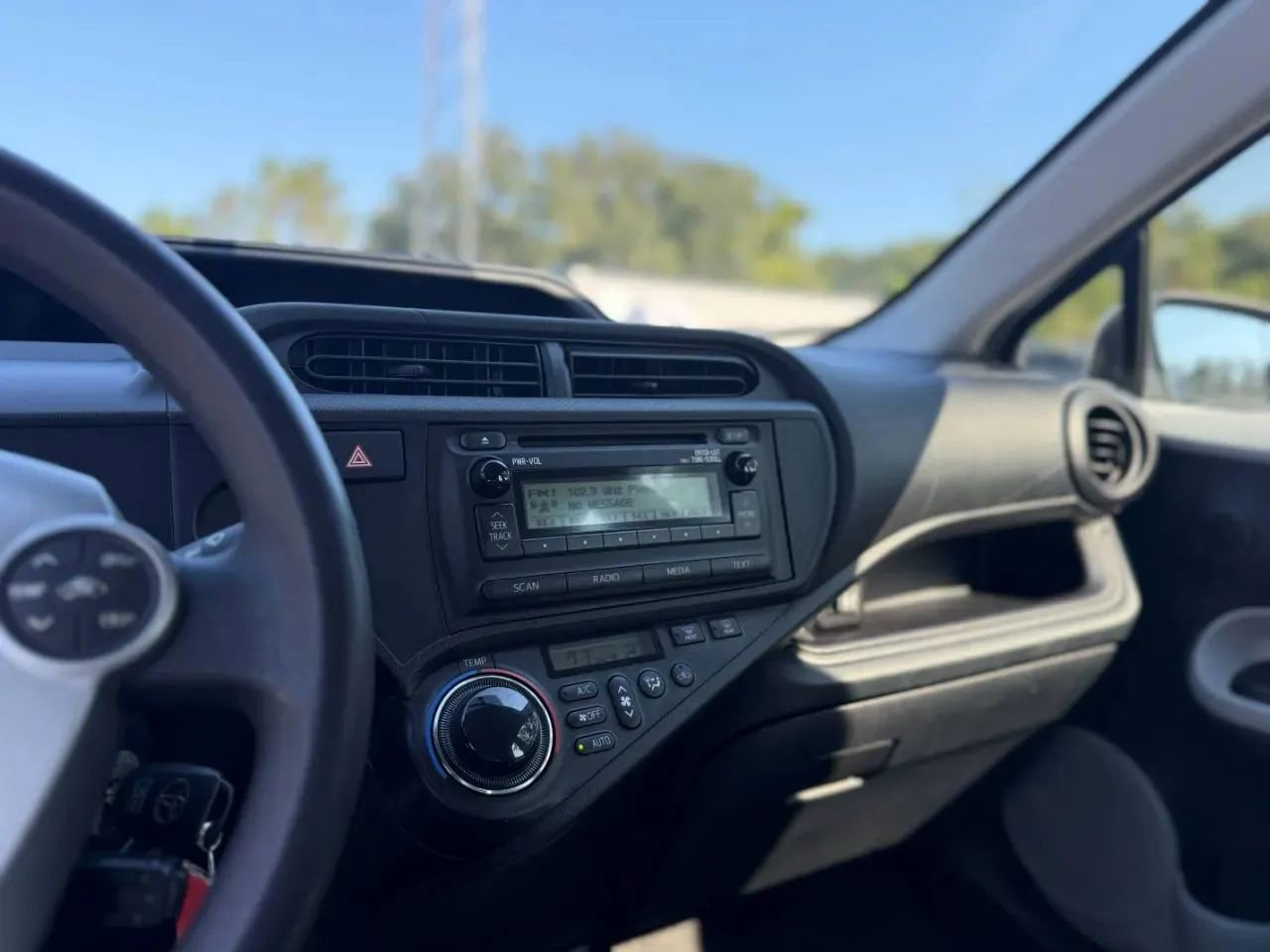 Used 2012 Toyota Prius C One FWD image 17