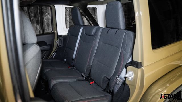 New 2025 Jeep Wrangler Unlimited Rubicon w/ Safety Group AWD/4WD image 10
