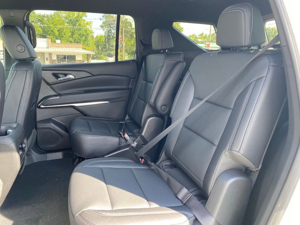 New 2026 Chevrolet Traverse LT image 17