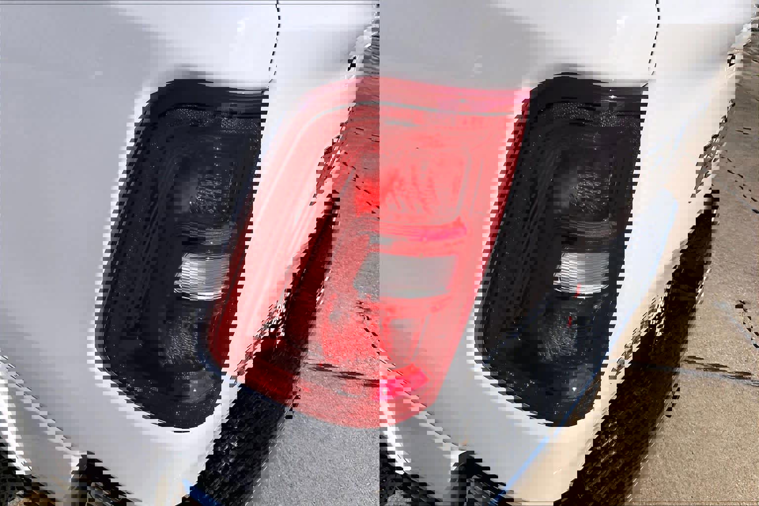 Used 2025 RAM 1500 Laramie image 28