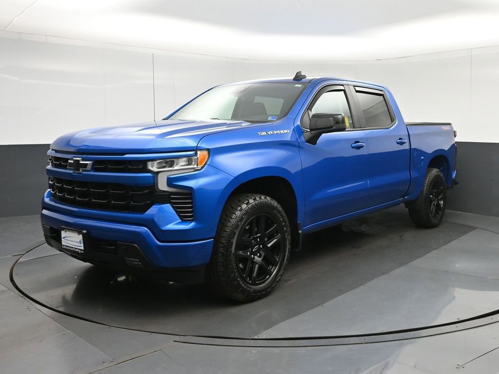 Used 2023 Chevrolet Silverado 1500 RST AWD/4WD image 3