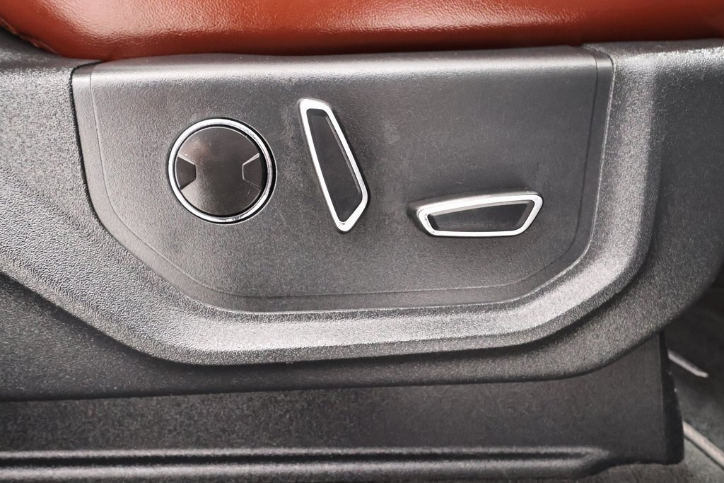 Certified 2022 Ford F450 Platinum w/ FX4 Off-Road Package image 23