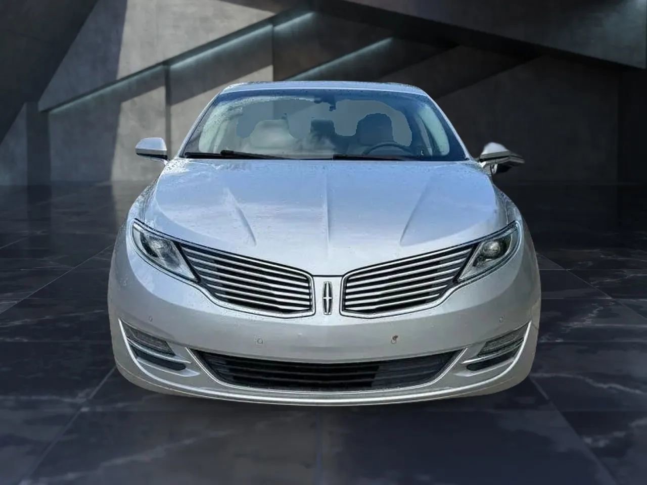 Used 2013 Lincoln MKZ image 2