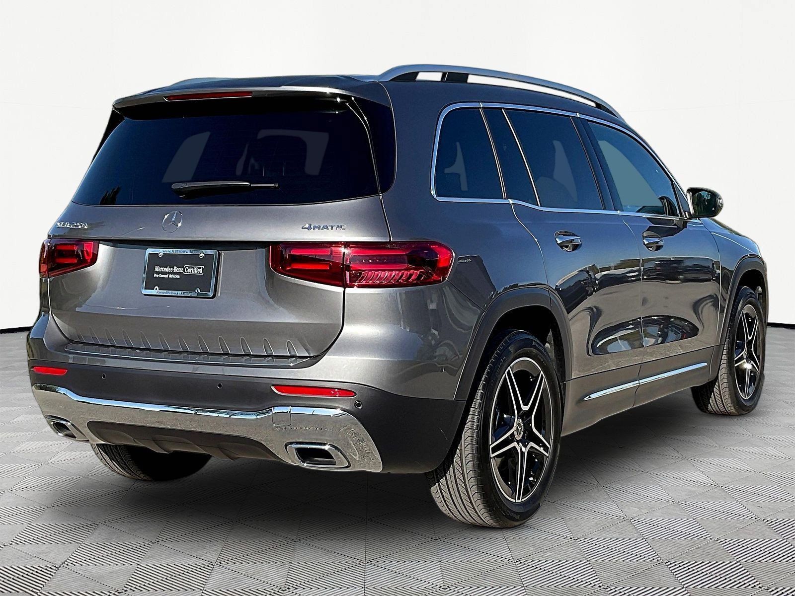Certified 2026 Mercedes-Benz GLB 250 4MATIC image 6