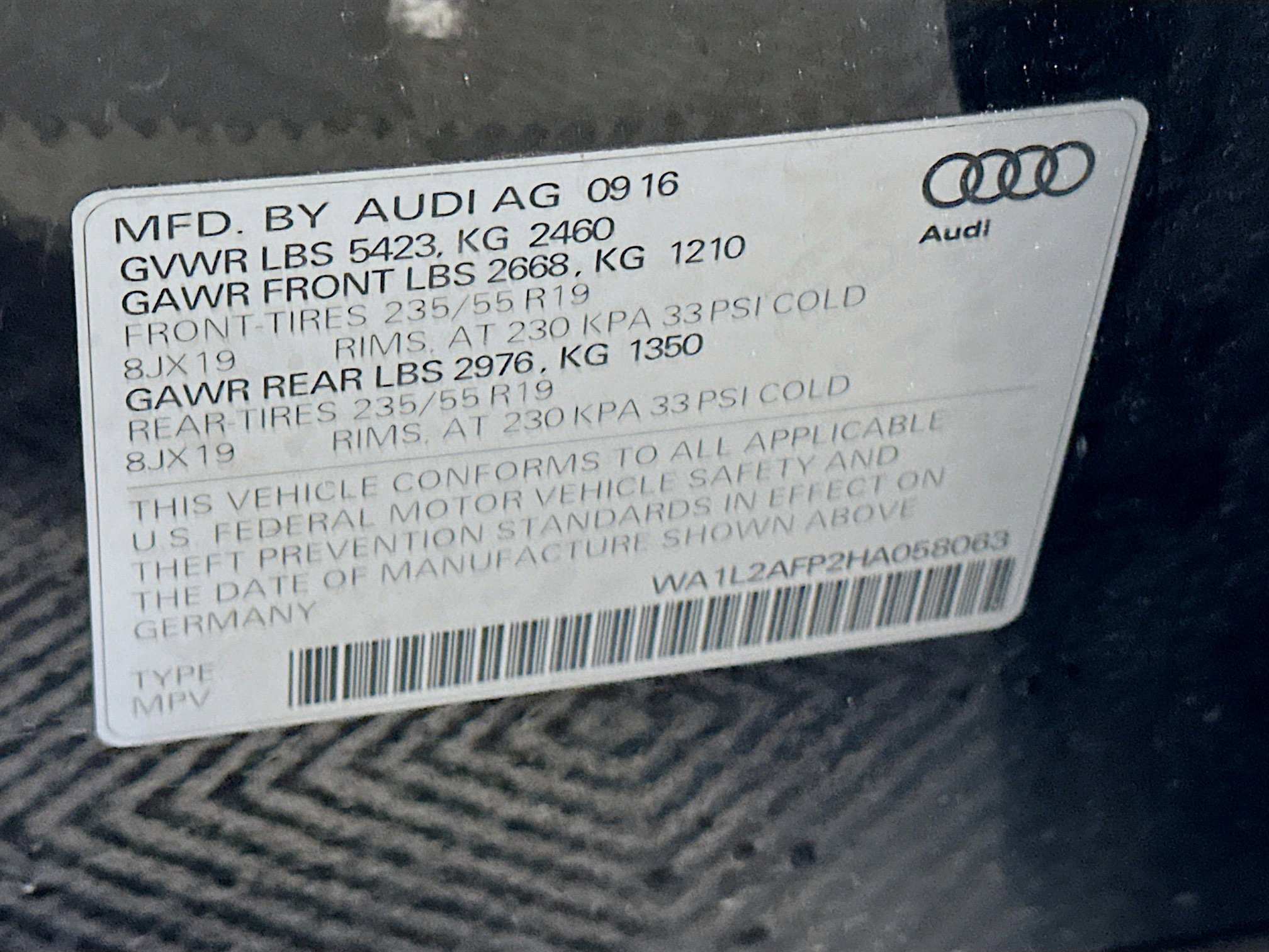 Used 2017 Audi Q5 2.0T Premium Plus w/ Technology Package image 12