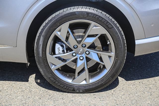 Used 2023 Genesis Electrified GV70 AWD/4WD image 12