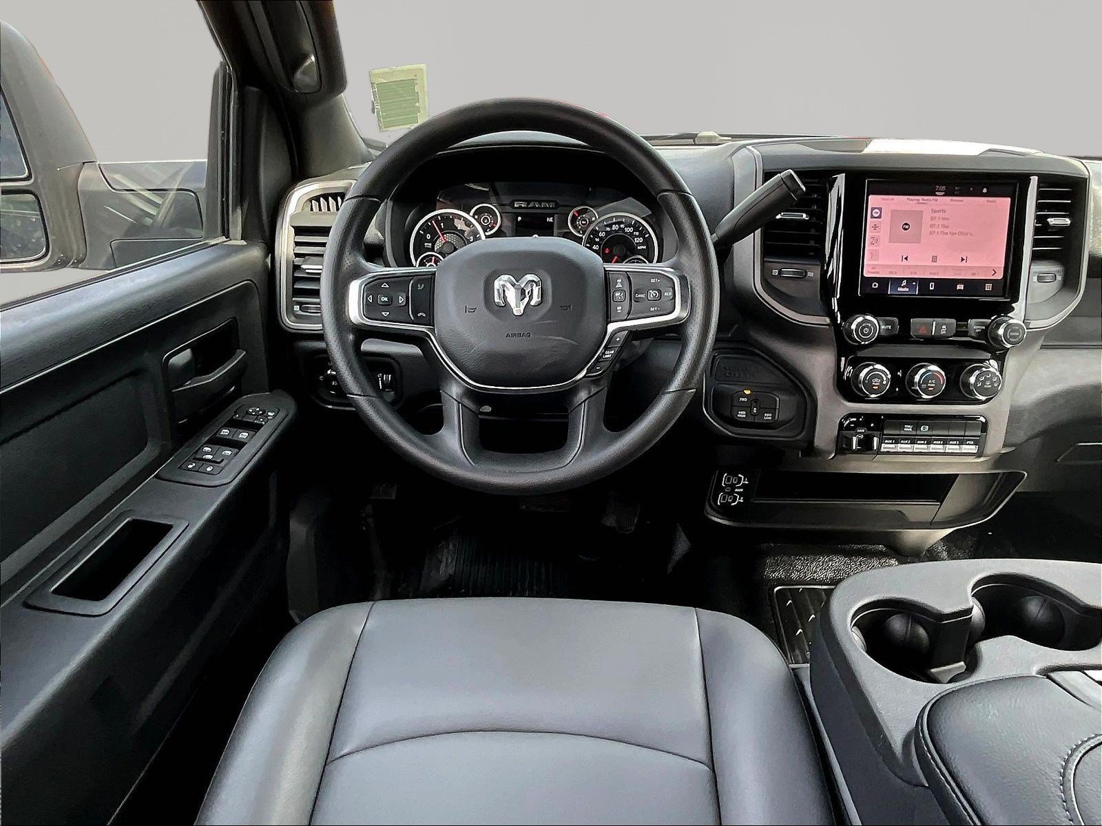 New 2026 RAM 5500 Tradesman w/ Chrome Appearance Group AWD/4WD image 9