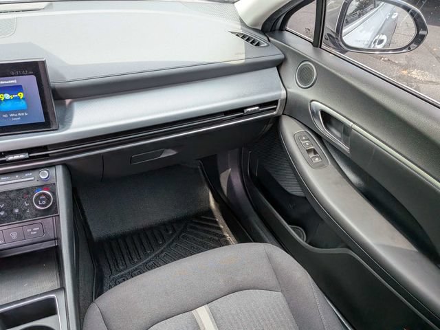 Used 2024 Hyundai Sonata SEL FWD image 18