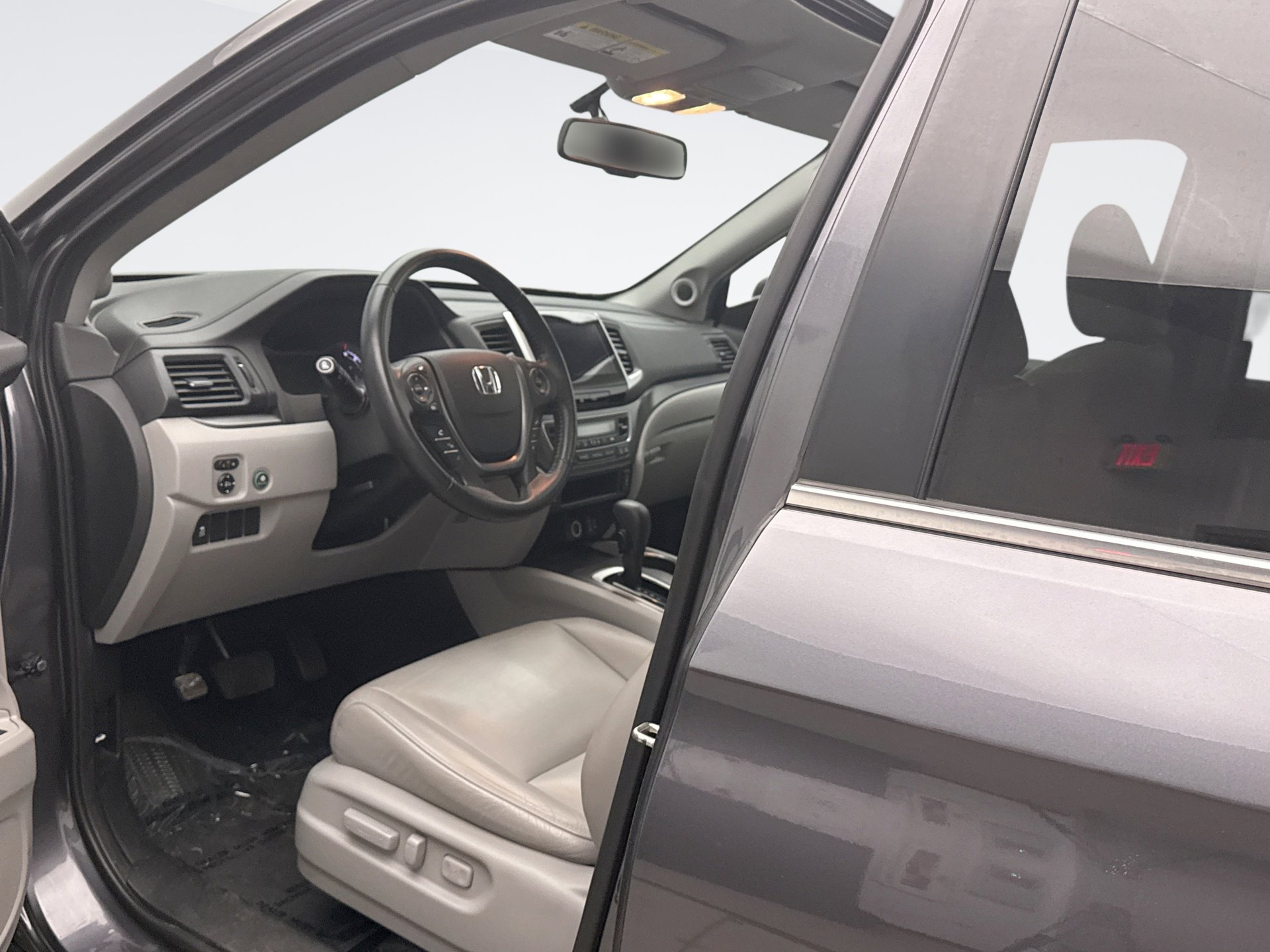 Used 2017 Honda Pilot EX-L image 10