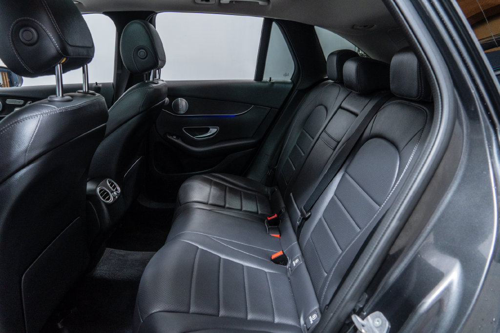 Used 2021 Mercedes-Benz GLC 300 4MATIC w/ Multimedia Package image 29