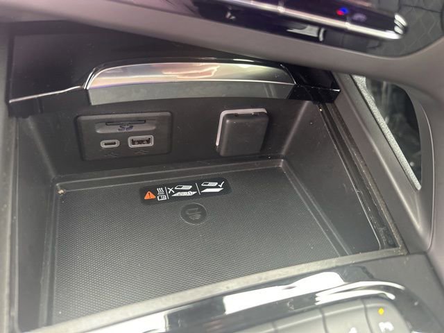 Used 2023 Buick Envision Avenir image 19