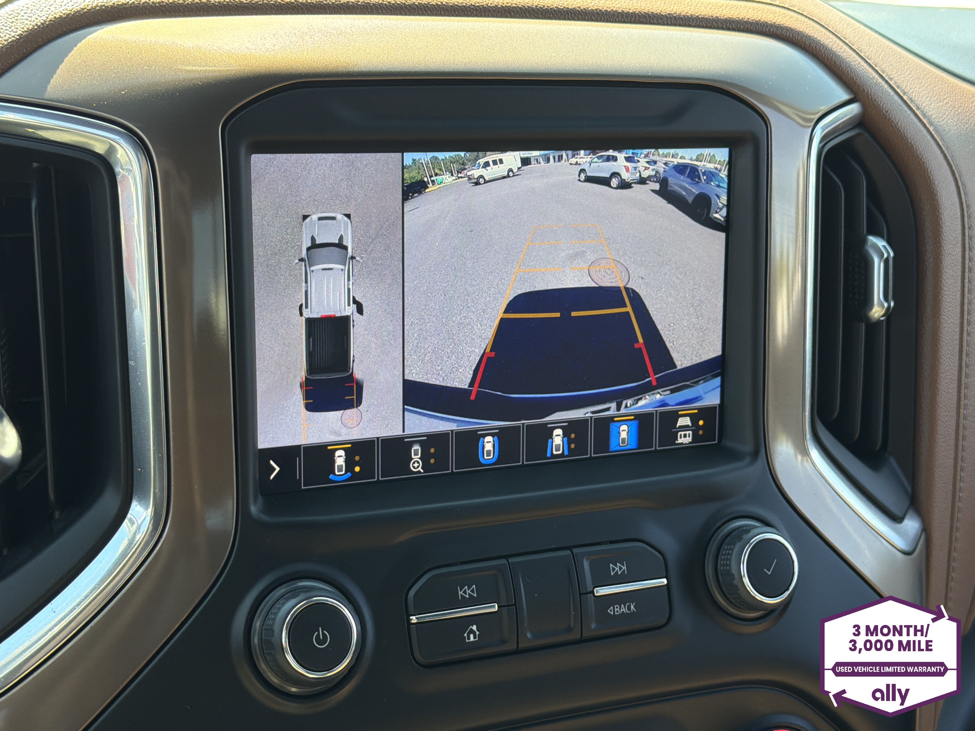 Used 2022 Chevrolet Silverado 3500 High Country w/ Safety Package II AWD/4WD image 22