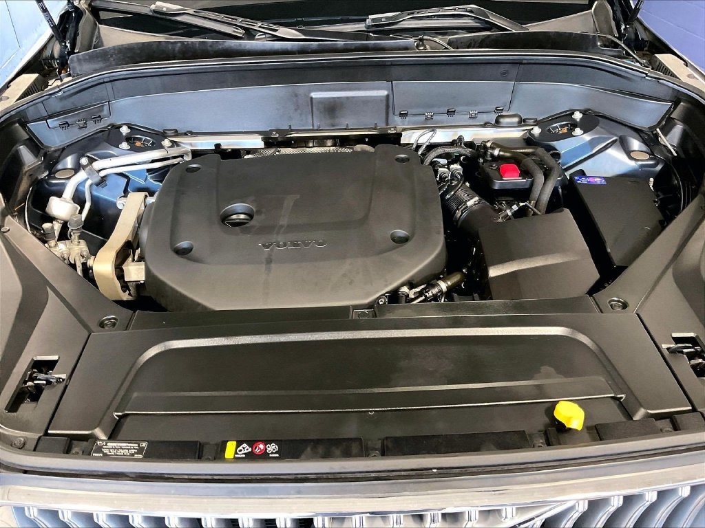 Used 2024 Volvo XC90 B6 Plus w/ Protection Package AWD/4WD image 30