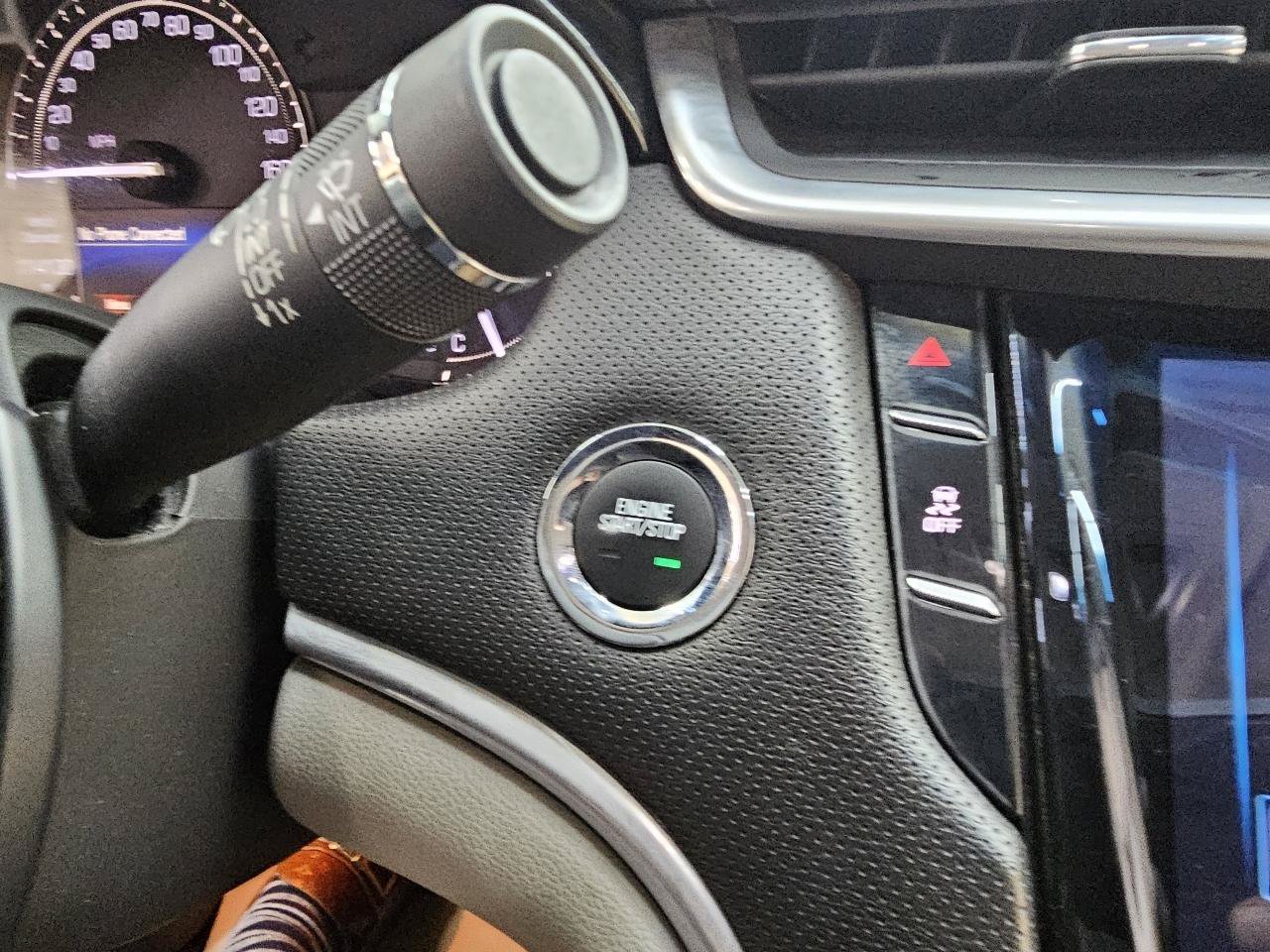 Used 2017 Cadillac XTS Luxury FWD image 35