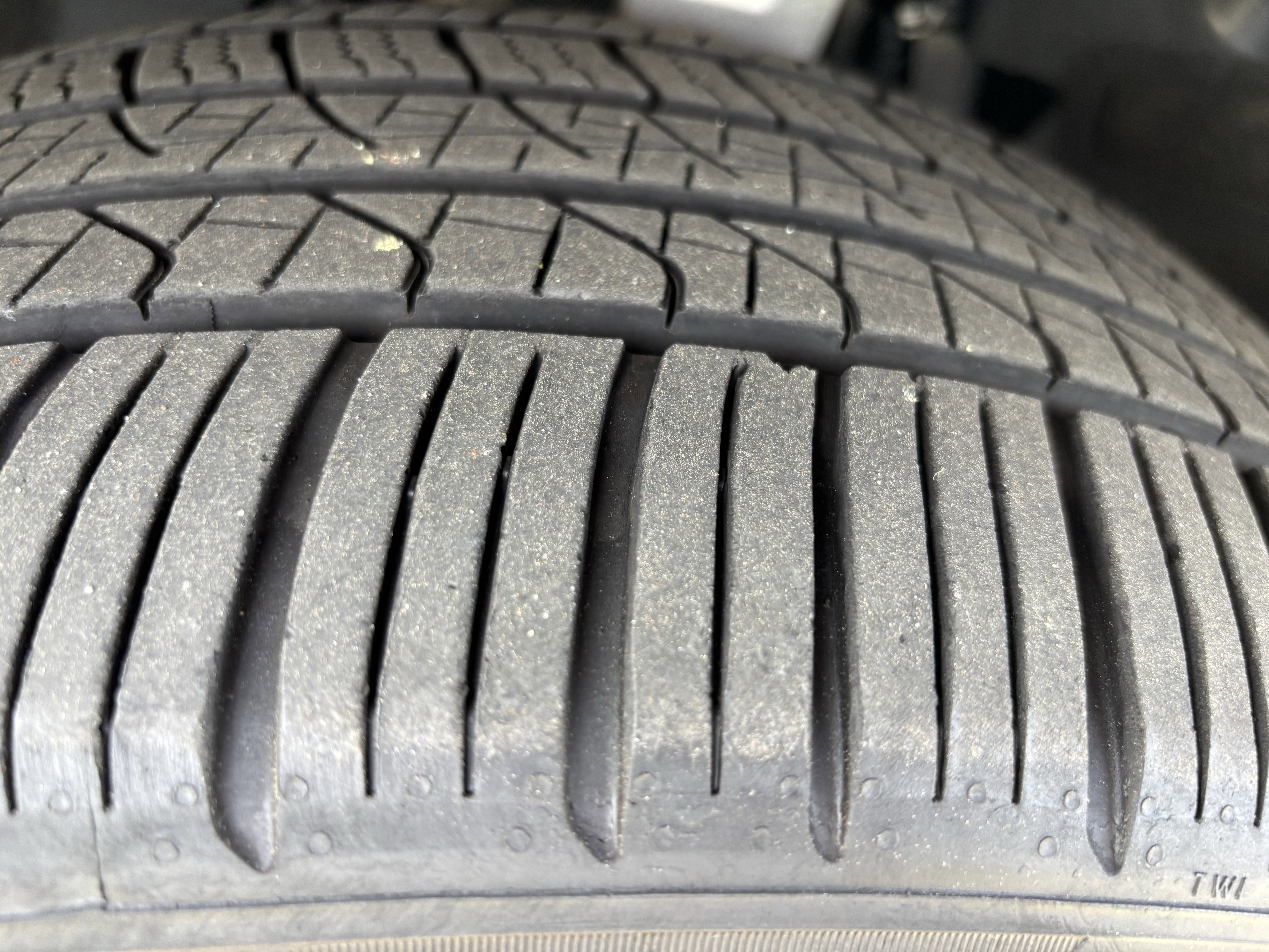 Certified 2024 BMW X5 sDrive40i w/ Premium Package image 12