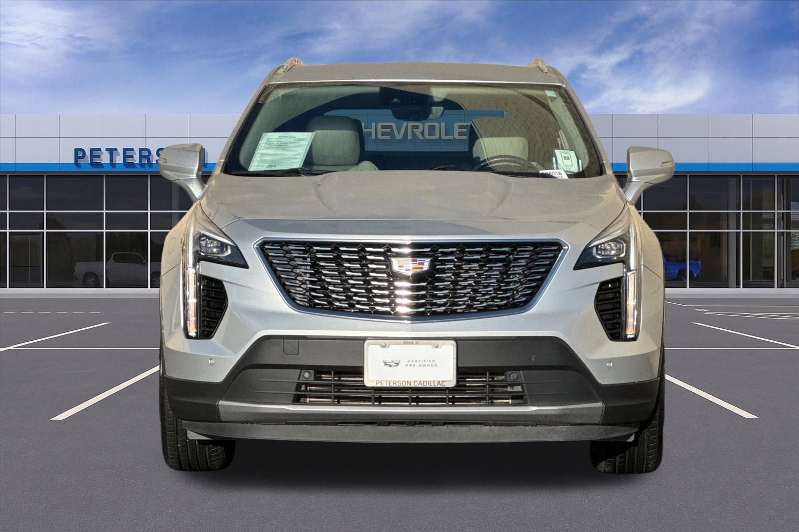 Used 2022 Cadillac XT4 Premium Luxury w/ Enhanced Visibility Package image 9