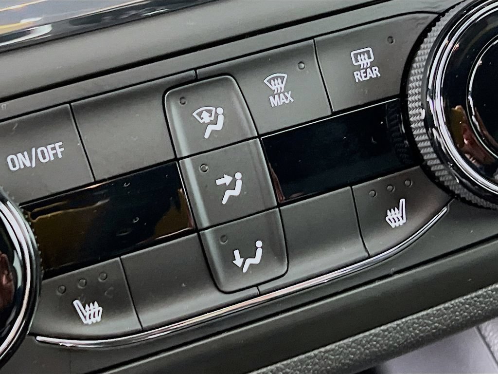 New 2026 Buick Envista Sport Touring w/ Convenience I Package FWD image 17