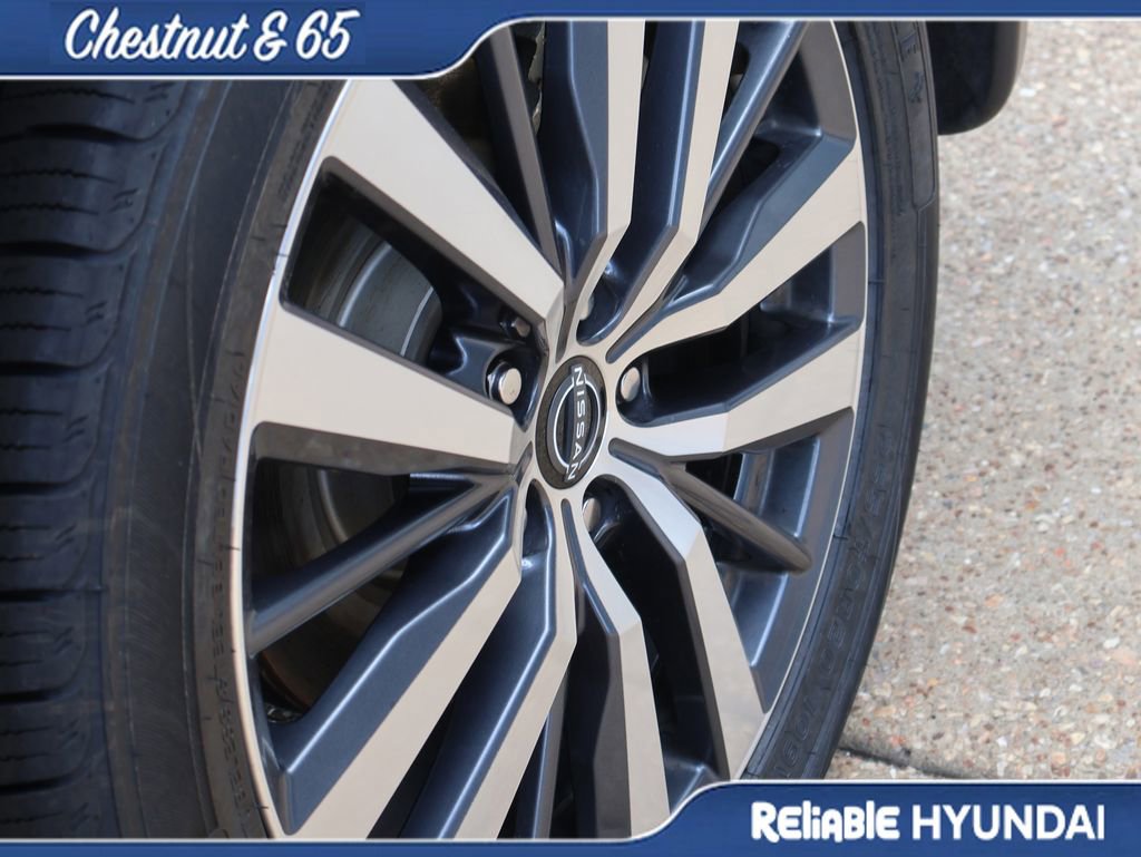 Used 2022 Nissan Pathfinder Platinum w/ Lighting Package (N93) image 42