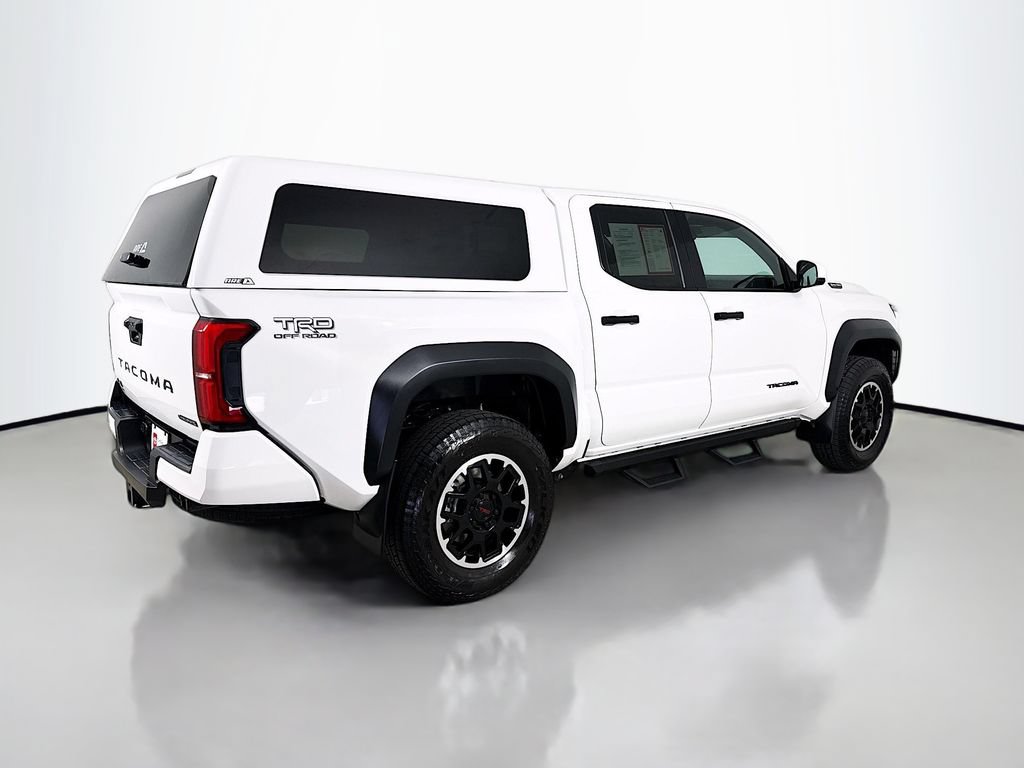 Certified 2024 Toyota Tacoma TRD Off-Road AWD/4WD image 8
