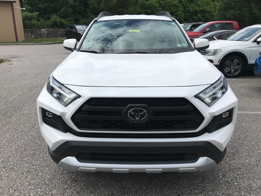 Used 2024 Toyota RAV4 Adventure AWD/4WD image 3
