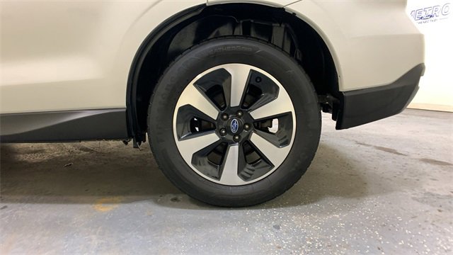 Used 2018 Subaru Forester 2.5i Premium w/ All-Weather Package image 19