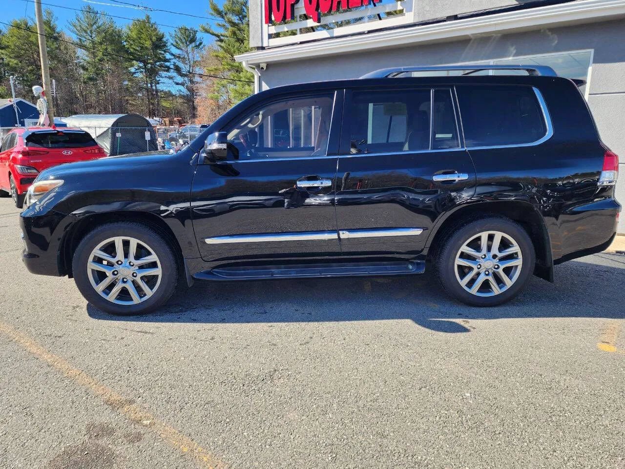 Used 2013 Lexus LX 570 LX 570 Sport Utility 4D w/ Luxury Pkg w/Pre-crash image 8