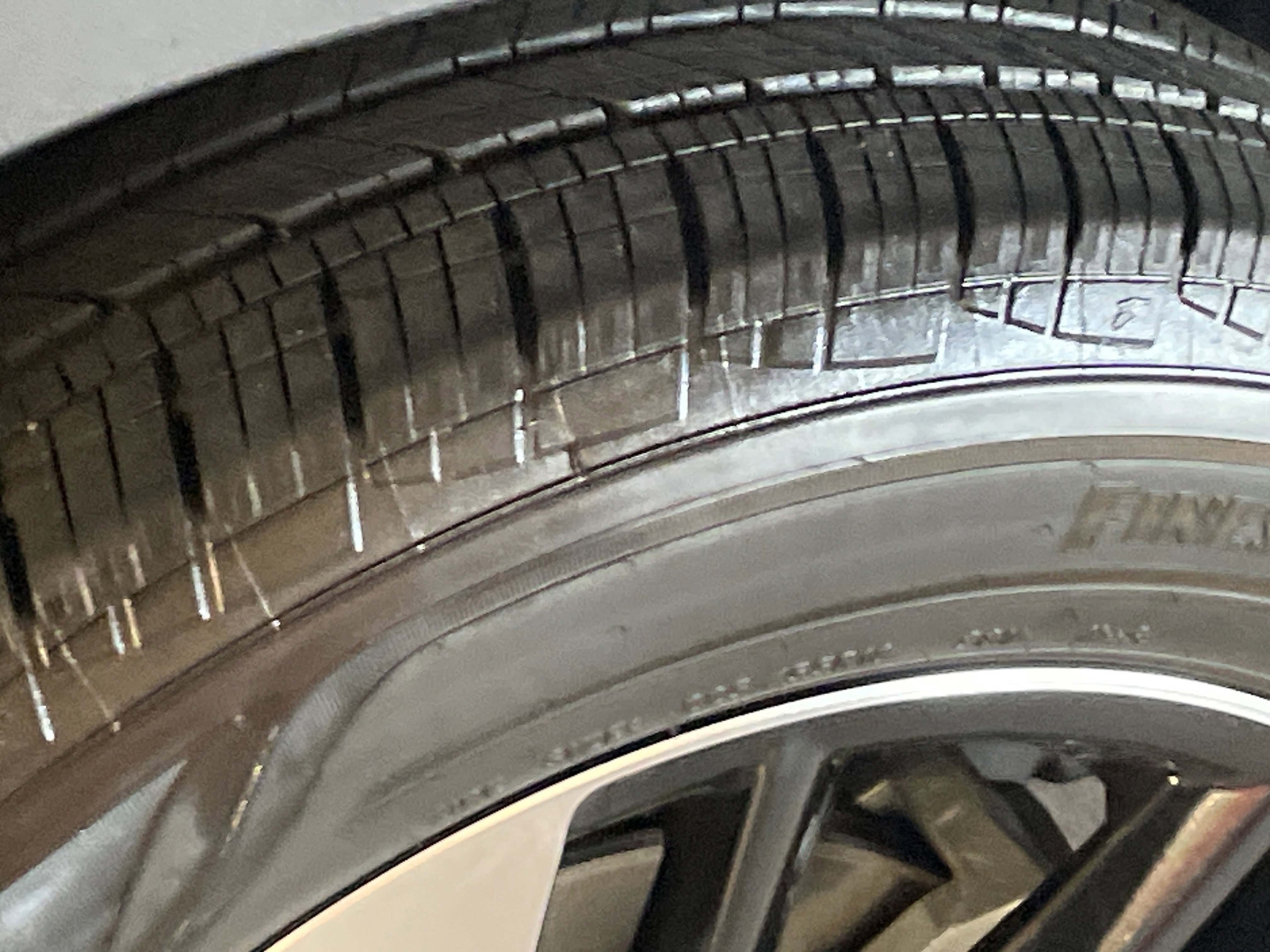 Used 2024 Toyota Corolla Cross XSE w/ Convenience Package AWD/4WD image 12